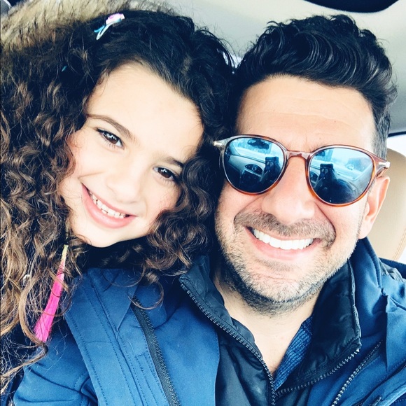 Meet your Posher, Nim - Picture 1 of 1